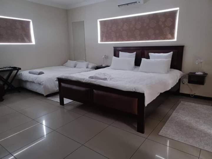 Carlo'S Boutique Guesthouse Walvis Bay Phòng bức ảnh