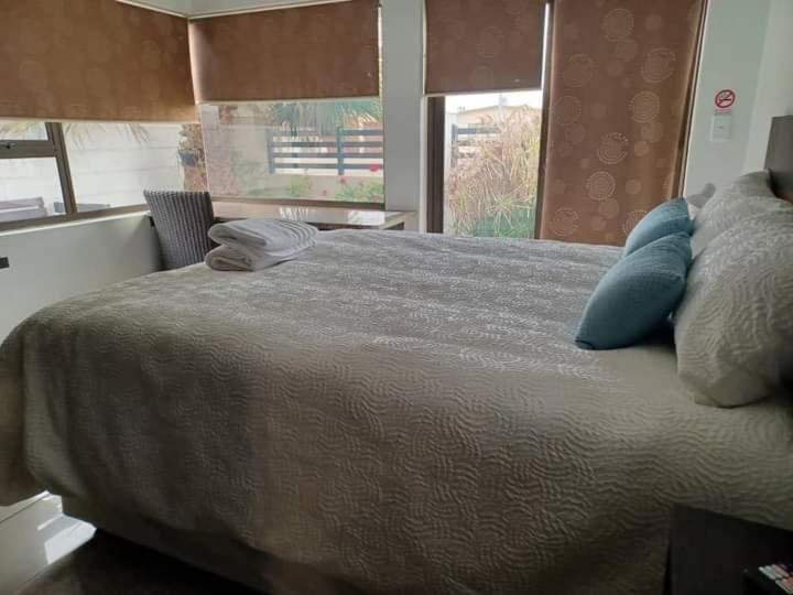 Carlo'S Boutique Guesthouse Walvis Bay Ngoại thất bức ảnh