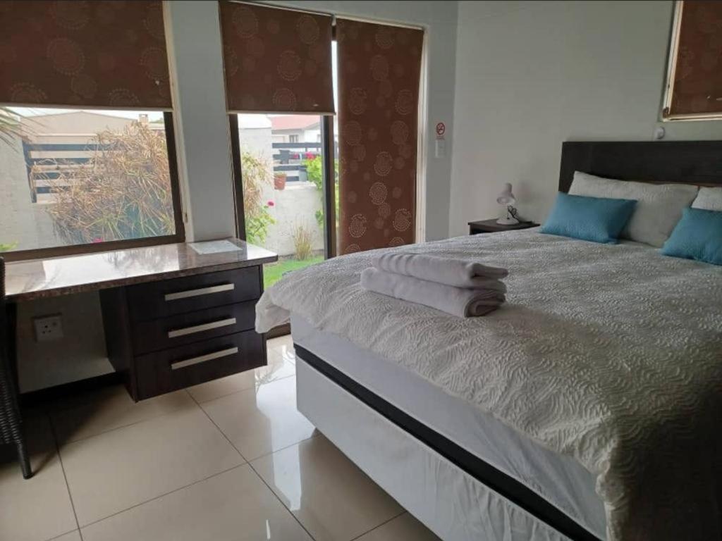 Carlo'S Boutique Guesthouse Walvis Bay Ngoại thất bức ảnh