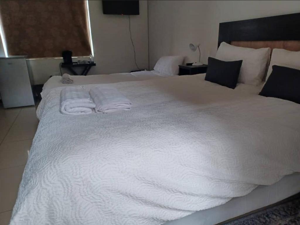 Carlo'S Boutique Guesthouse Walvis Bay Phòng bức ảnh