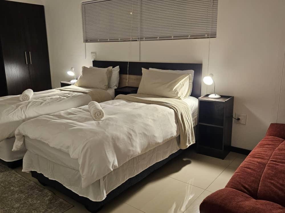 Carlo'S Boutique Guesthouse Walvis Bay Ngoại thất bức ảnh