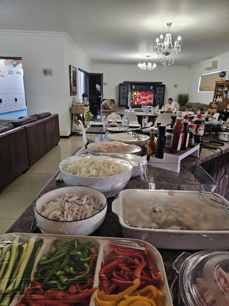 Carlo'S Boutique Guesthouse Walvis Bay Ngoại thất bức ảnh